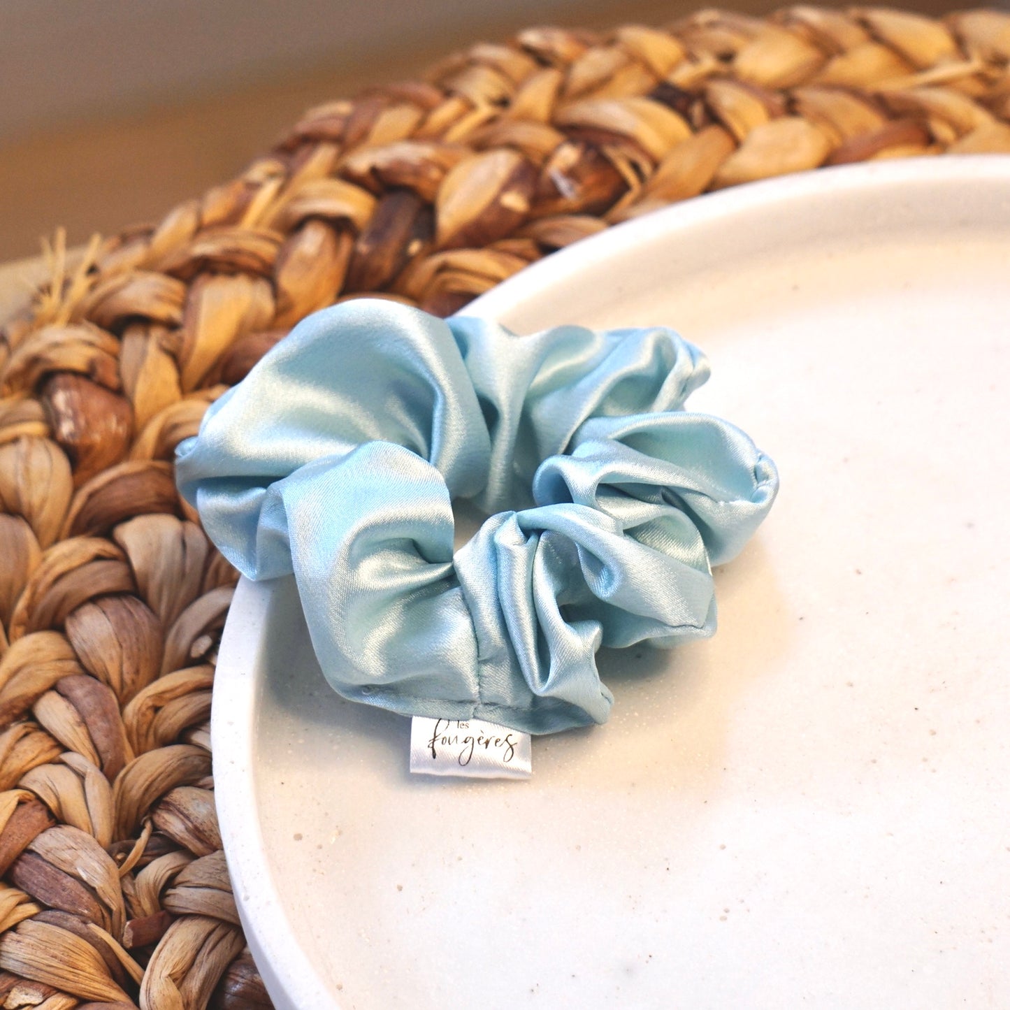 Chouchou satin - bleu ciel