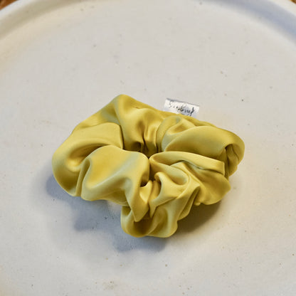 Chouchou satin - jaune électrique